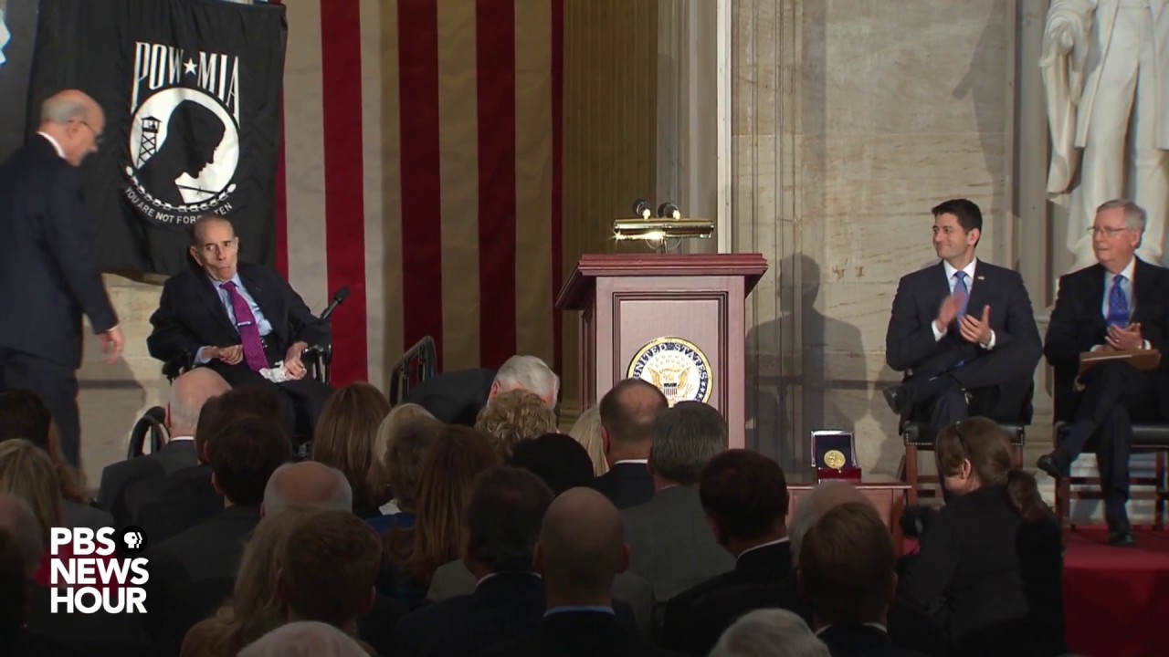 WATCH: Bob Dole receives Congressional Gold Medal