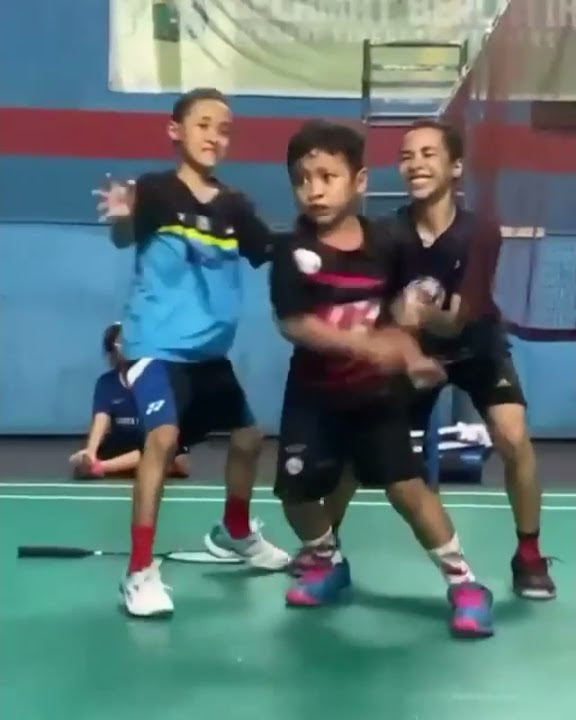 emosi saat kalah badminton