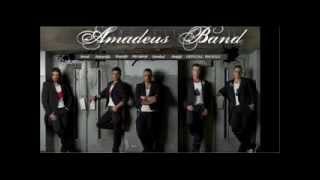 Video thumbnail of "Amadeus Band __ Nije svejedno kad ti ljubav kradu"