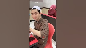Di Traktir Azmi Makan 🤭 #gusazmi  #syubbanulmuslimin