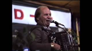 Play video: Donald Bergagård:  Det är skördetid    Löttorp 13 Juli 1988