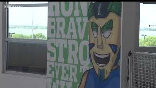 Foster children get tour of TAMUCC