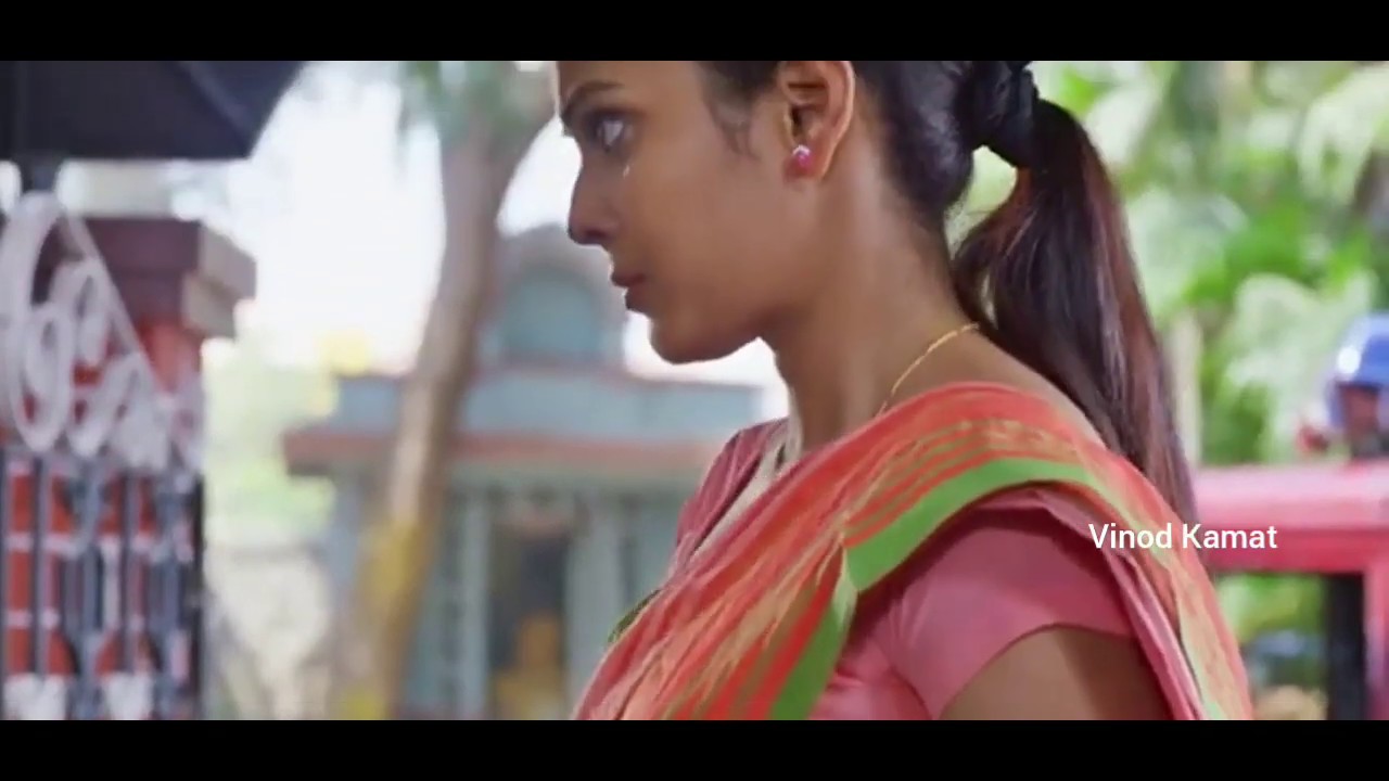 Beautiful Actress Chandini Hot Navel Expose In Saree