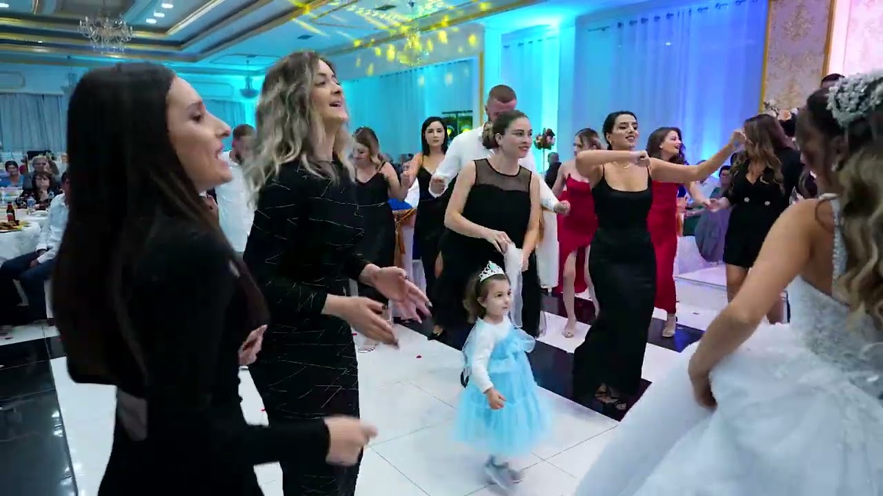 Super Lorenc Balla vallja e shoqeris