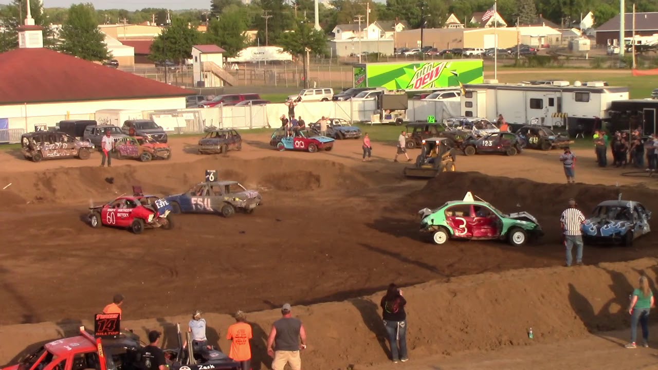 Wausau Wi Demolition Derby 08/04/2019 Midsize Consi YouTube