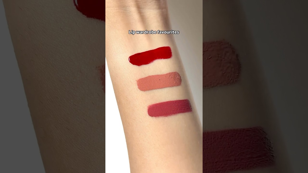 Can't talk, busy building my FALL Lippie wardrobe💋🍂