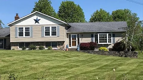 Lovingly Maintained Home on a Country Lane