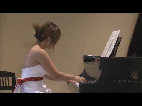 Pianist Yumi Bjelde Performs Sakura-Sakura By KY H...