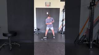 Single arm cable press in staggered stance (GF)