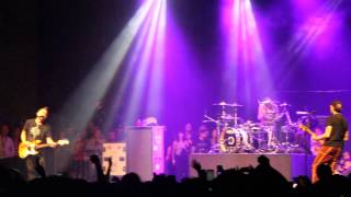 Blink-182 w/Matt Skiba - Up All Night