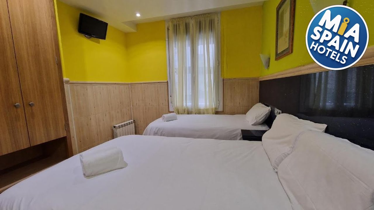 Pension Izar Bat Guesthouse | Lasarte, Spain | Hotel Review ⭐