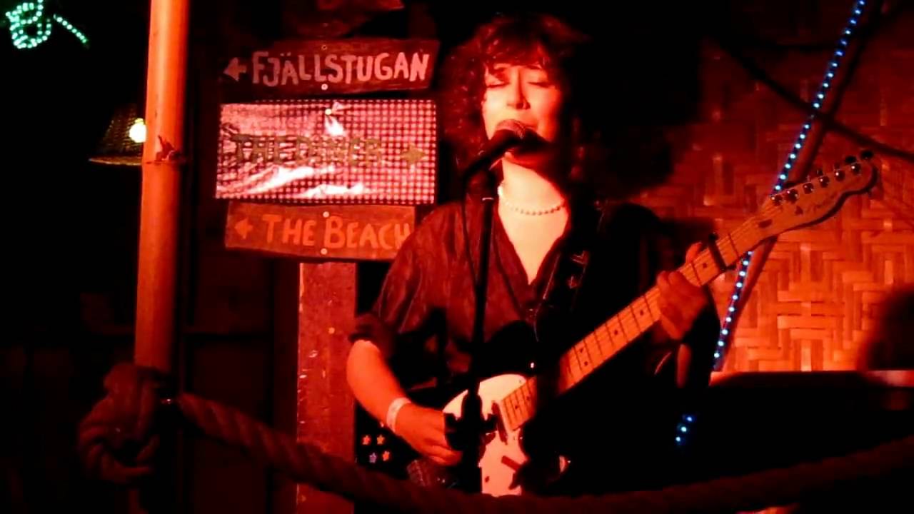The Naima Train - Strategy (live at Kontiki) adlı videoyu YouTube'da izle The Naima Train - Strategy (live at Kontiki) adlı videoyu YouTube'da izle