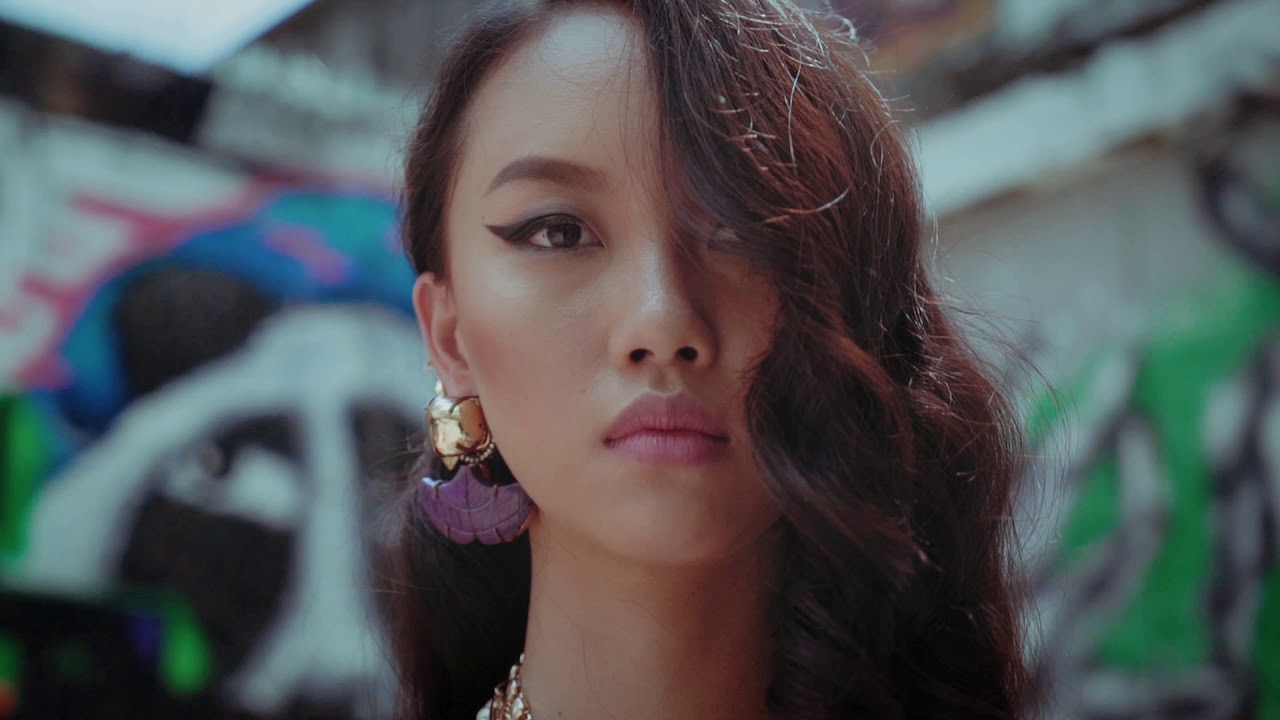 Presenting this Spring's Grande Finale- the Crimson X Republic Womenswear Lawn!