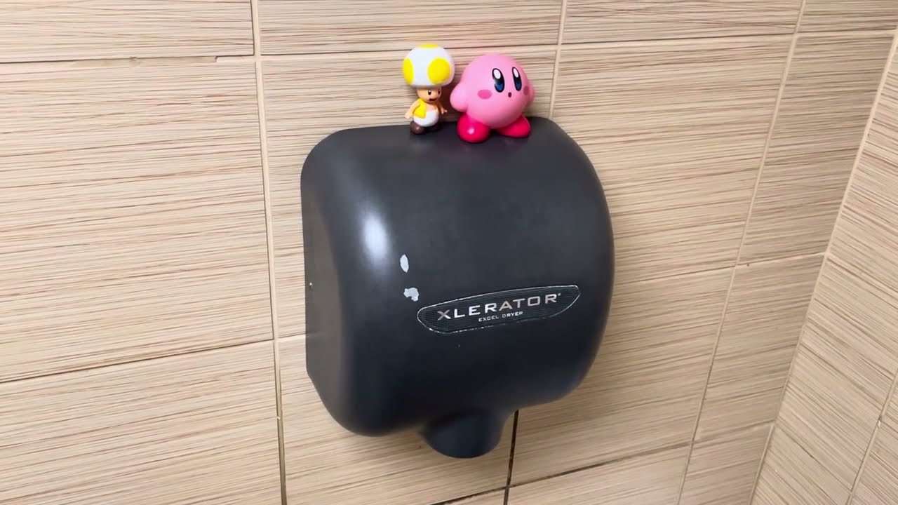 Excel Dryer Xlerator @ Taco Bell, E Main St, Meriden, CT