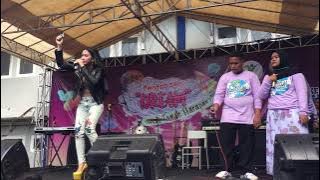 MEGGY DIAZ - Gantung Aku Di Monas ' GANAS '