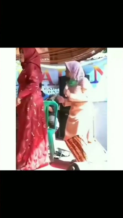 story'wa emak bar bar joget