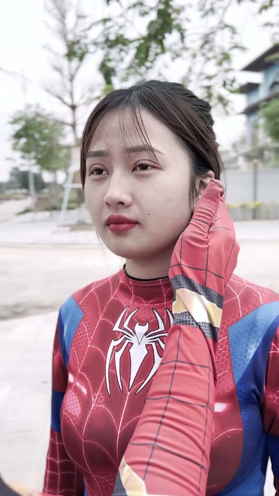 Spiderman stops time to visit his ex-girlfriend 💔💔💔 #shorts #spiderman #youtubeshorts