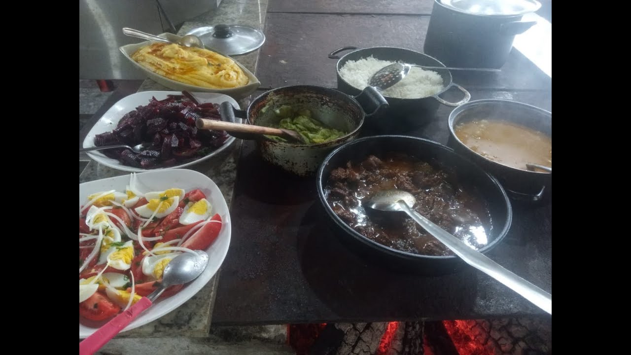 Almoço Caipira (COMIDA DE ROÇA) - YouTube