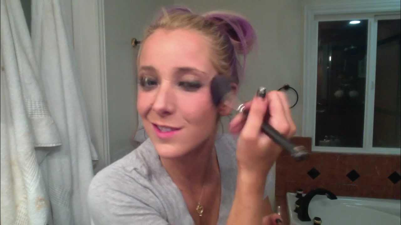 Girl psycho during makeup. Джена Марблс макияж. Дранк мейкап.