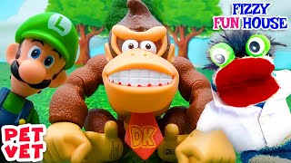 Fizzy The Pet Vet Helps Super Mario Bro&#39;s Donkey Kong | Fun Videos For Kids