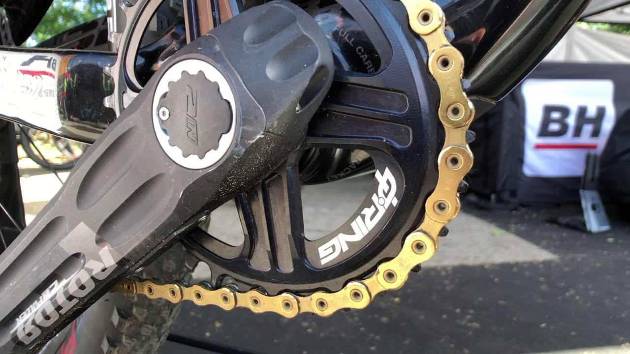 BH LYNNX by   ROCIO DEL ALBA