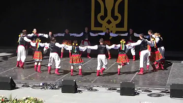 Hromovitsia (Громовиця) of Chicago @ Canada's National Ukrainian Festival 2013 ♪♫ ВІТАЄМО ДО ДАВФІНУ