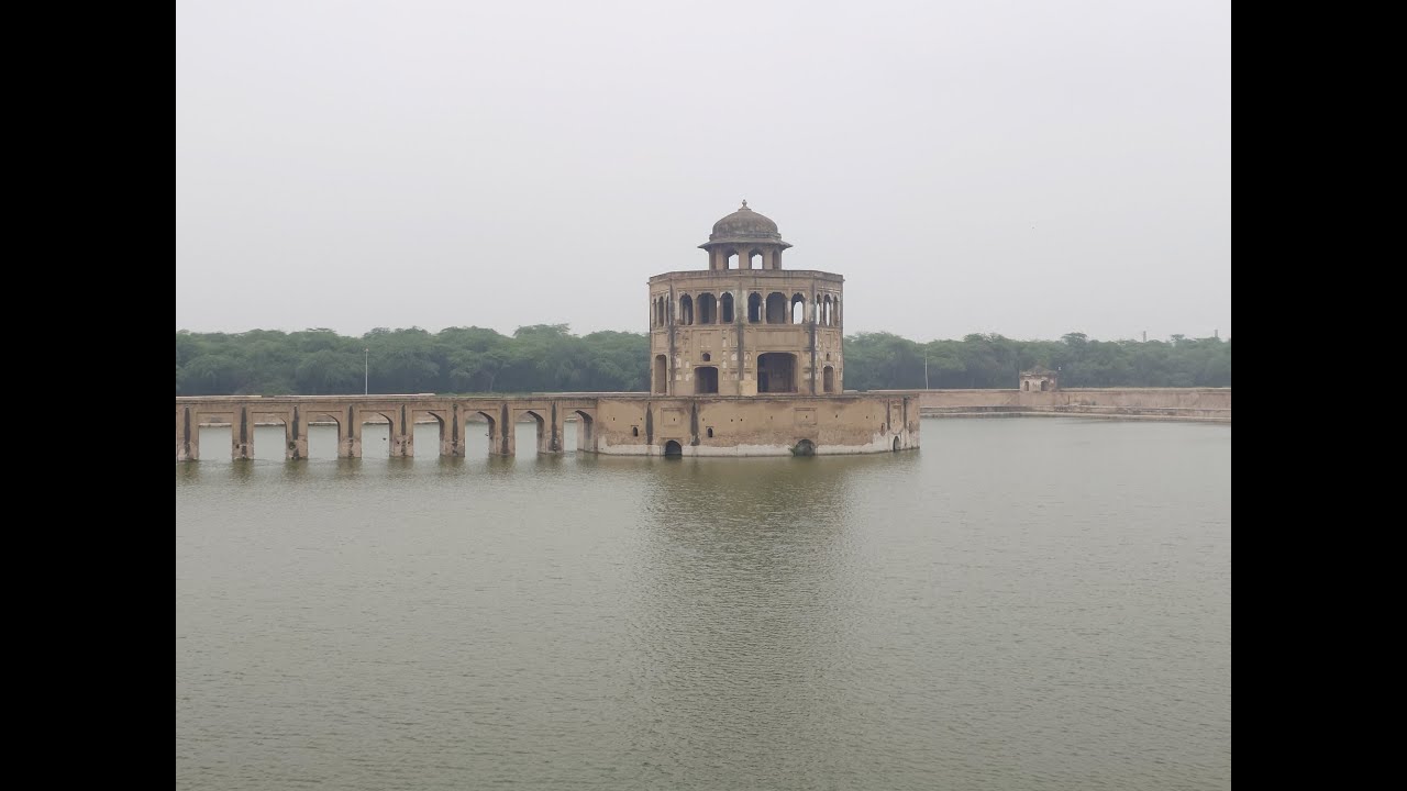 Hiran Minar Sheikhupura Lahore Punjab Pakistan Emperor Mughal Jahangir