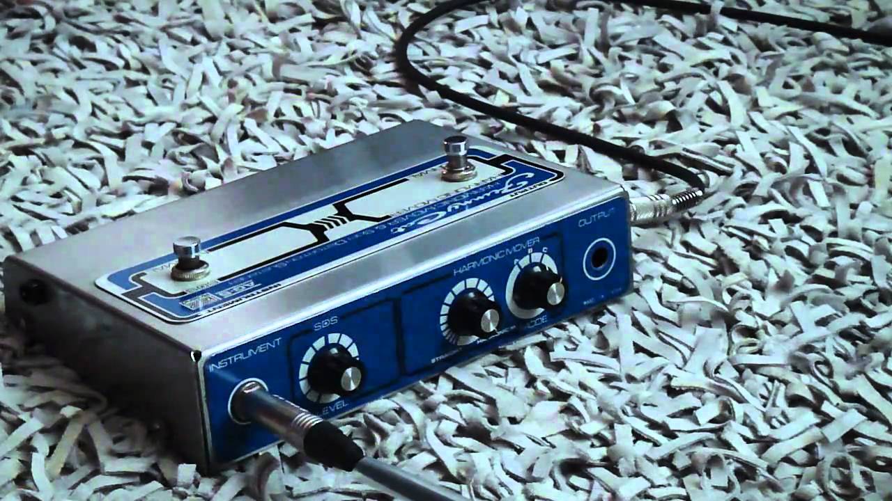 Roland AG-5 Funny Cat - YouTube
