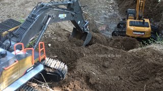 RC EXCAVATOR Huina 1592 and WL 16800 Woking in New Site | Construction Vehicle