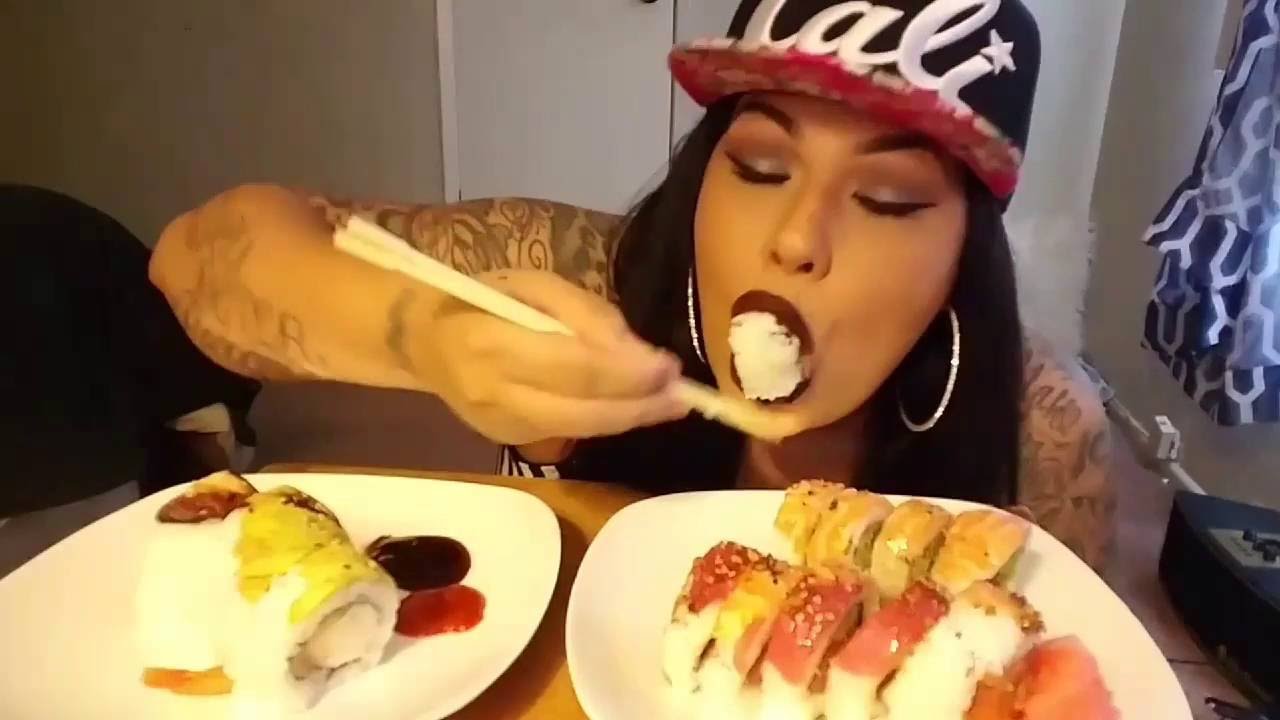 Death roll sushi /MUKBANG
