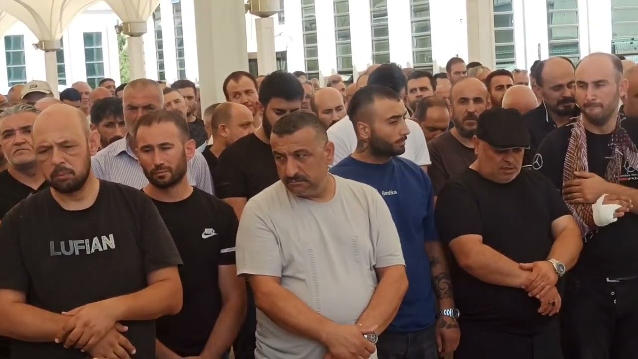 Ramazan Sarıerikli nin cenazesi 