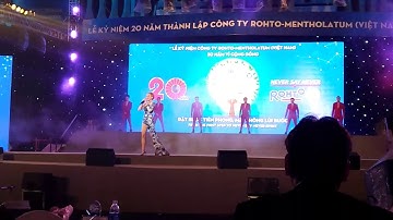 Vũ điệu cồng chiêng.nổi loạn của Tóc Tiên không xem thật phí.