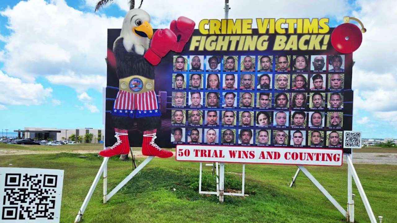 Студенты Университета Огайо изучают закон Гуама «Три удара» на публичном форуме