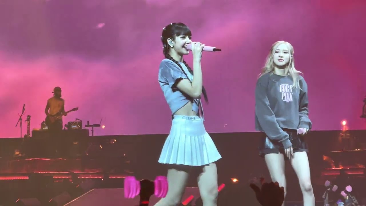 Blackpink - Stay (Partial) Live in Newark, NJ at Prudential Center Day 1
