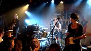 THE WINERY DOGS - Shine ( Mr. Big cover ) // I' m No Angel @ PARIS La Maroquinerie -Sept 15, 2013 chords