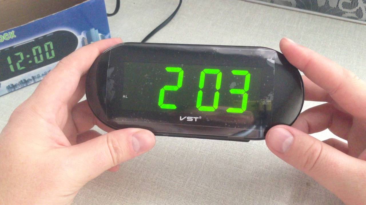 Видео как настроить настольные часы. Электронные часы VST-717-4. Часы электронные VST-717-4 зеленые. VST часы электронные 7075. Часы автомобильные VST-7043.