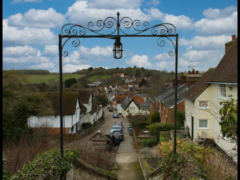 A picturesque English village. Kersey, Suffolk (subtitles)