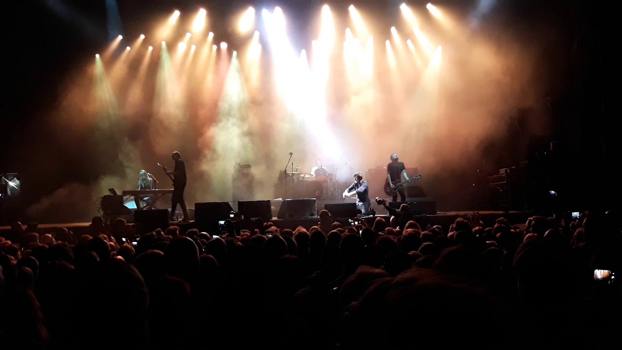 Suede - We are the Pigs (fr.) + So Young - live (Off Festival - Katowice 2019)