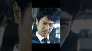 「半沢直樹 ― プロなのに親しみやすい銀行マン 