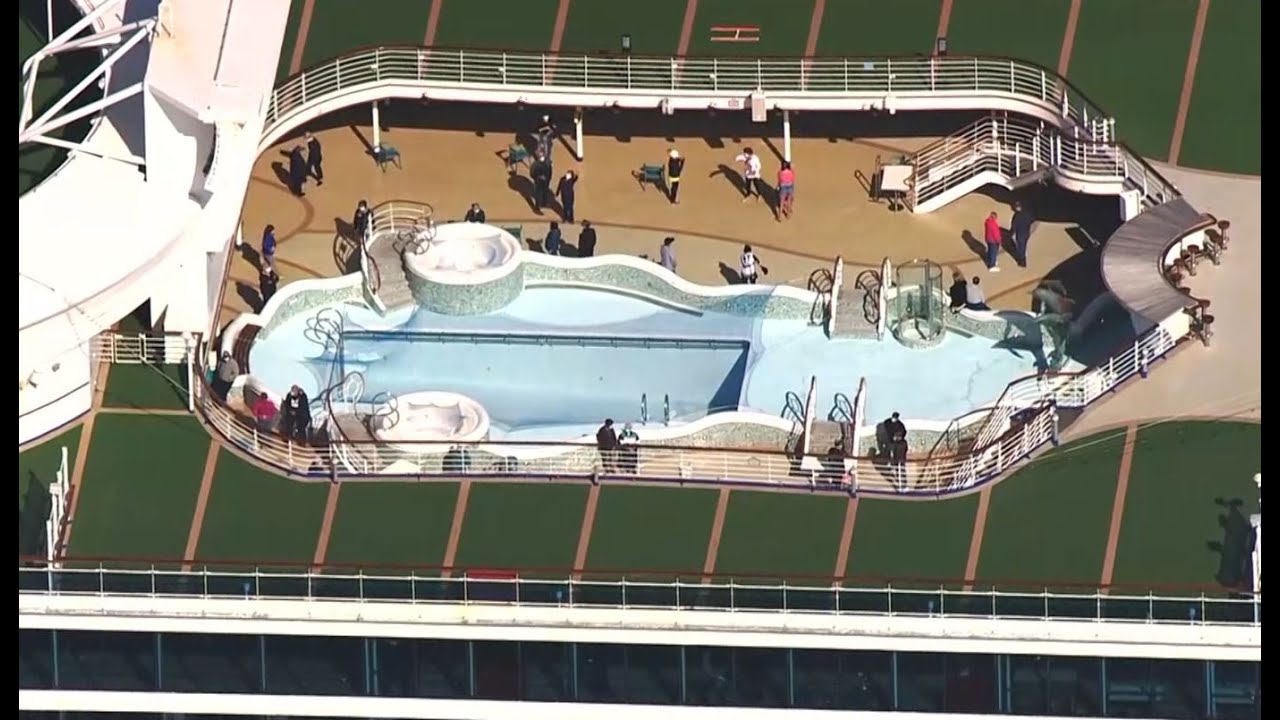GRAND PRINCESS: Passengers wave to new helicopters as Grand Princess approaches Golden Gate Bridge GRAND PRINCESS: Passengers wave to new helicopters as Grand Princess approaches Golden Gate Bridge