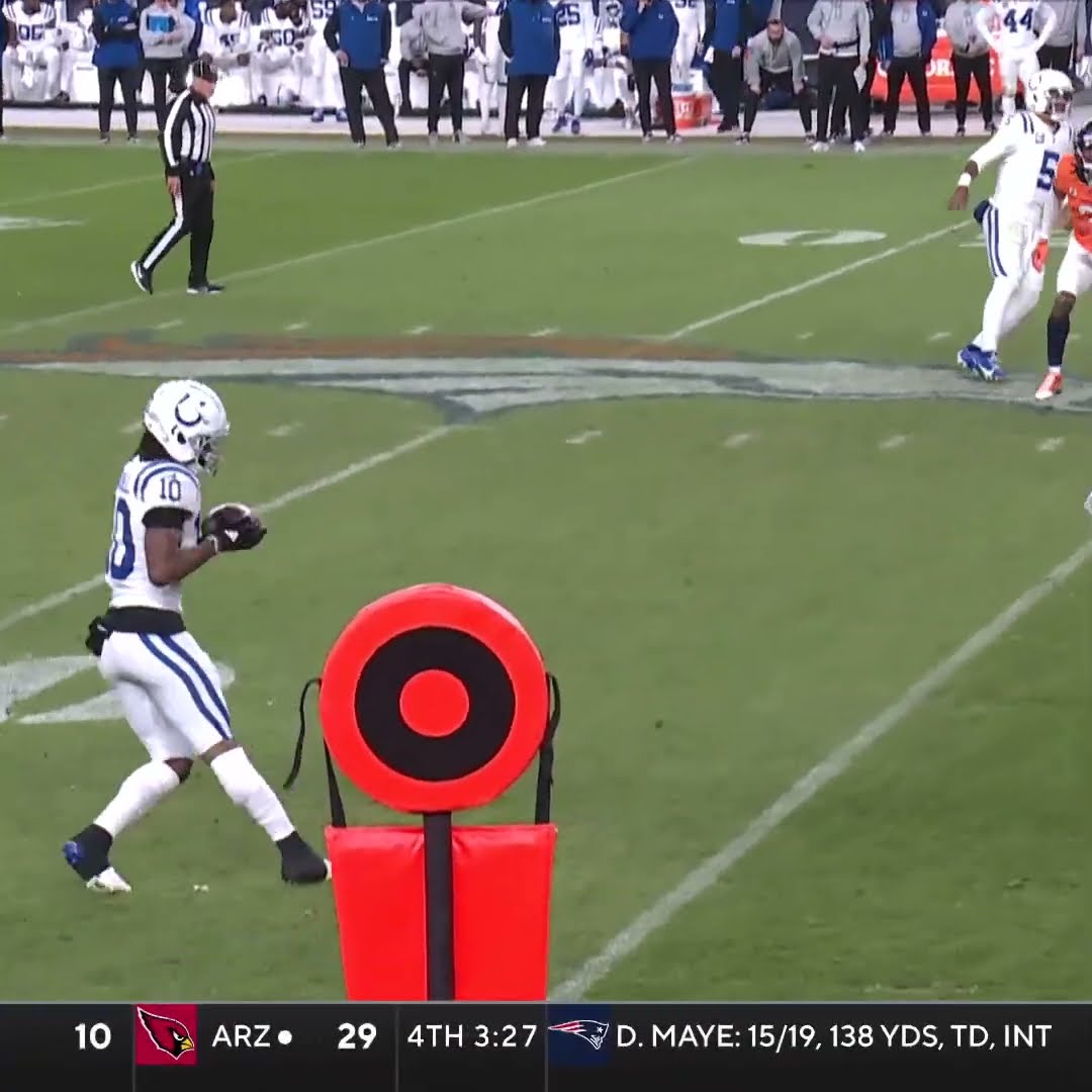Nik Bonitto with a Spectacular Defensive Touchdown vs. Indianapolis Colts