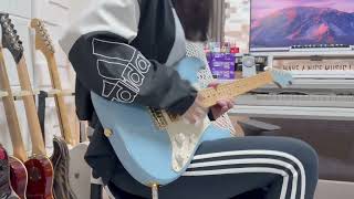 I tried playing the guitar solo of \