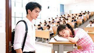 Download lagu CEO miliarder single 20 tahun, jatuh cinta pada gadis yang tertidur di kelas
