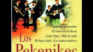 Watch Los Pekenikes La Bamba video