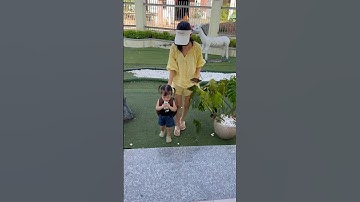 Ngày đầu tiên đi học của em Sữa #shorts