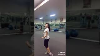 Mungkin Inikah Yang Di Namakan Dengan Goyang Bini Muda