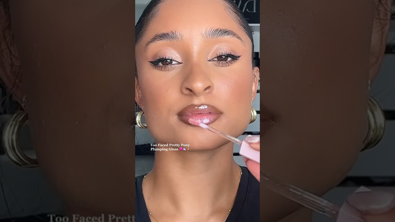 TESTING THE TOO FACED LIP INJECTION PLUMPER | TOO FACED