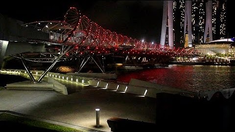 The Helix Bridge (Timelapse)