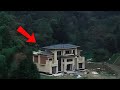 [Full Story]This House Was Built in the Middle of Three Mountains –The Reason Will Leave You Stunned