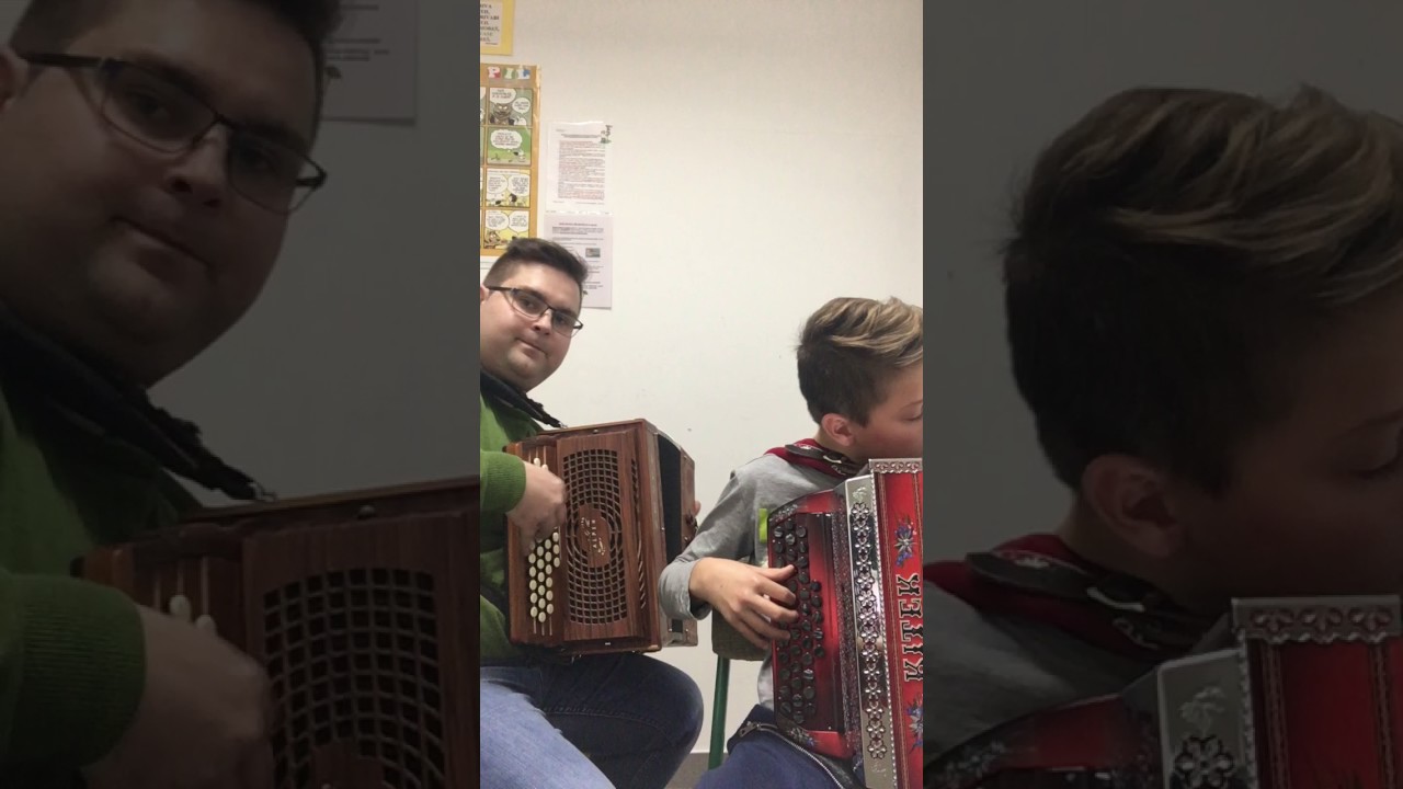 GLASBENI CENTER ROŠER - Učenec Blaž Jamnikar Pukl